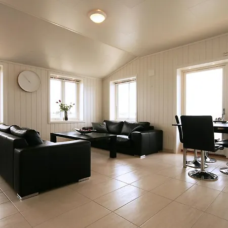 Nordskot Brygge Apartamento Grottoy